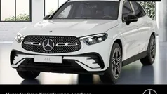 Polarweiß Gebraucht 2024 Mercedes GLC200 AMG SUV | 52.490 € (Fairer Preis)