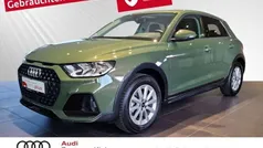 Distriktgrün metallic Gebraucht 2024 Audi A1 Ambiente Kleinwagen | 23.880 € (Superpreis)