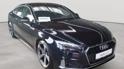 Gebraucht Audi A5 Sportback Advanced 204 PS (150 kW) 2022 Brillantschwarz Kleinwagen