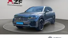 Grau Gebraucht 2023 VW Touareg R-line SUV | 66.890 € (Fairer Preis)