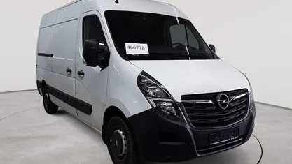 Gebraucht Opel Movano S 149 PS (109 kW) 2019 Polarweiß Van / Kleinbus