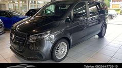 Grau Gebraucht 2024 Mercedes V250 Style Van / Kleinbus | 64.964 € (Superpreis)