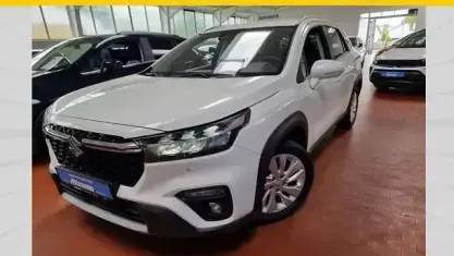 Gebraucht Suzuki SX4 S-Cross Comfort 129 PS (94 kW) 2024 Weiß SUV