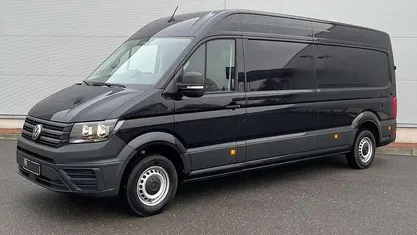 Schwarz Gebraucht 2024 VW Crafter Van | 39.890 € (Fairer Preis)
