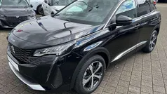 Perla nera schwarz Gebraucht 2022 Peugeot 3008 Allure SUV | 24.700 € (Fairer Preis)
