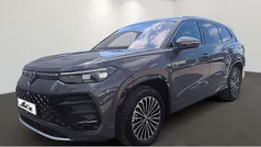 Delfingrau metallic Gebraucht 2025 VW Tayron R-line SUV | 56.398 € (Superpreis)
