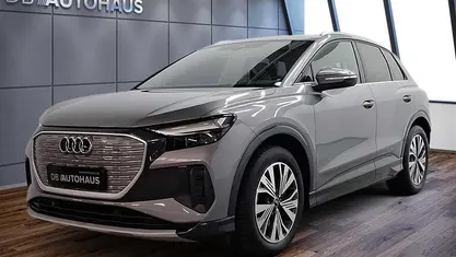 Gebraucht Audi Q4 e-tron Ambiente 150 kW (204 PS) 2023 Grau SUV