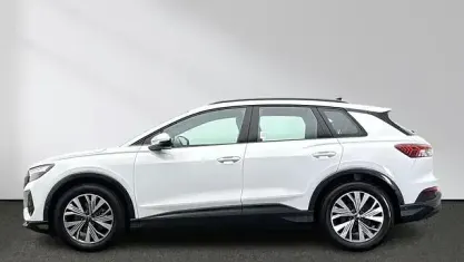 Gebraucht Audi Q4 e-tron Ambiente 125 kW (170 PS) 2023 Gletscherweiß metallic SUV