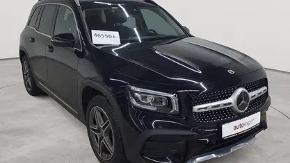 Nachtschwarz Gebraucht 2023 Mercedes GLB220 AMG line SUV | 32.990 € (Fairer Preis)