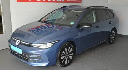 Gebraucht VW Golf VIII Goal 150 PS (110 kW) 2025 Anemonenblau metallic Kombi