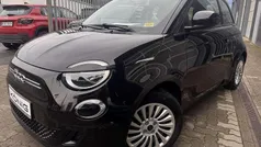 Schwarz Gebraucht 2023 Fiat 500e Limousine | 22.994 € (Fairer Preis)