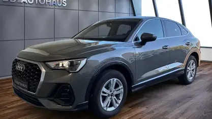 Gebraucht Audi Q3 Sportback Sport 150 PS (110 kW) 2024 Grau SUV