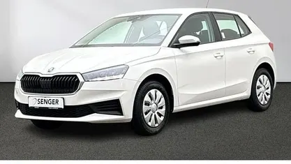 Gebraucht Skoda Fabia Active 65 PS (47 kW) 2023 Weiß Kleinwagen