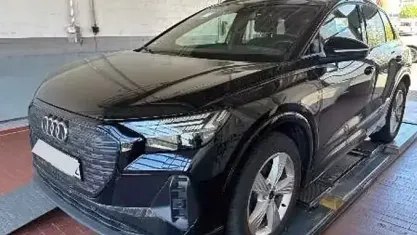 Gebraucht Audi Q4 e-tron Advanced Plus 150 kW (204 PS) 2023 Schwarz SUV