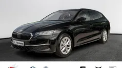 Gebraucht 2024 Skoda Octavia Selection Limousine | 27.890 € (Fairer Preis)
