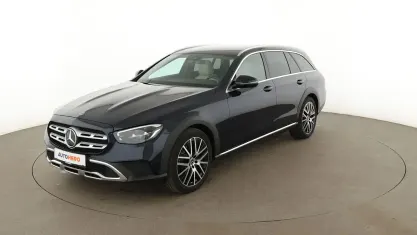Gebraucht Mercedes E220 Avantgarde 194 PS (142 kW) 2021 Blau Kombi