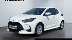 Weiß Gebraucht 2021 Toyota Yaris Comfort Kleinwagen | 13.890 € (Fairer Preis)
