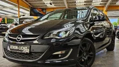 Schwarz Gebraucht 2014 Opel Astra Kombi | 5.475 €