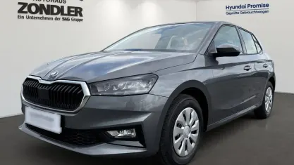 Neu Skoda Fabia Essence 95 PS (69 kW) 2026 Grau Kleinwagen
