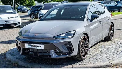 Grau Neu 2025 Cupra Leon VZ Limousine | 43.785 € (Fairer Preis)