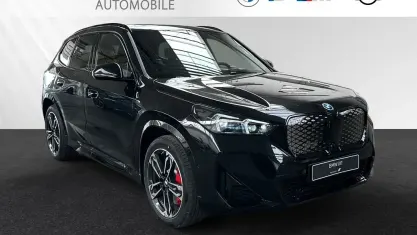 Neu BMW iX1 M Sport 150 kW (204 PS) 2026 Black sapphire metallic SUV