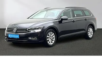 Gebraucht VW Passat Business 150 PS (110 kW) 2022 Schwarz Kombi