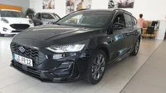 Schwarz Gebraucht 2023 Ford Focus ST-Line Kombi | 24.850 € (Fairer Preis)