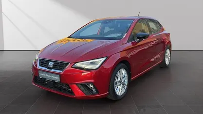Rot Gebraucht 2023 Seat Ibiza FR Kleinwagen | 18.990 € (Guter Preis)