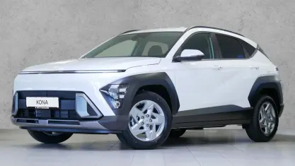 Gebraucht Hyundai Kona Trend 137 PS (100 kW) 2024 Atlas white SUV