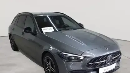 Gebraucht Mercedes C220 AMG line 200 PS (147 kW) 2023 Selenitgrau metallic Kombi