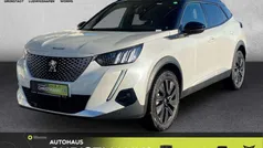Weiß Gebraucht 2022 Peugeot e-2008 GT SUV | 22.990 € (Fairer Preis)
