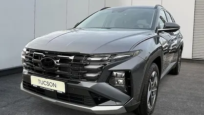 Neu Hyundai Tucson Trend 150 PS (110 kW) 2025 Ecotronic grey SUV
