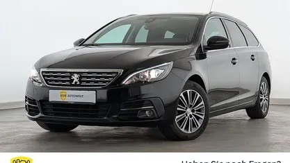 Gebraucht Peugeot 308 Allure 131 PS (96 kW) 2021 Kombi