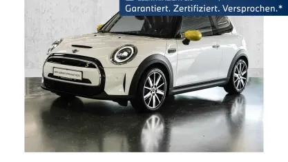 Gebraucht Mini Cooper SE Classic 135 kW (184 PS) 2023 Weiß Kleinwagen