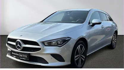 Gebraucht Mercedes CLA250e Shooting Brake Progressive 218 PS (160 kW) 2022 Silber Kombi