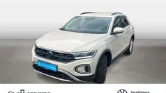 Grau Gebraucht 2023 VW T-Roc Life SUV | 25.777 € (Superpreis)