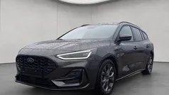 Grau Gebraucht 2024 Ford Focus ST-Line X Kombi | 23.790 € (Guter Preis)