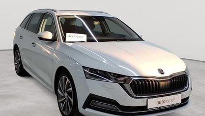 Gebraucht Skoda Octavia First Edition 150 PS (110 kW) 2020 Moonweiß perleffekt Kombi