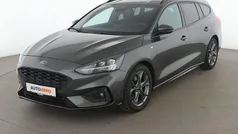 Grau Gebraucht 2021 Ford Focus ST-Line Kombi | 16.810 € (Fairer Preis)