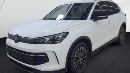 Gebraucht VW Tiguan Goal 150 PS (110 kW) 2025 Weiß SUV