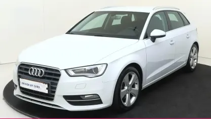 Gebraucht Audi A3 Ambition 150 PS (110 kW) 2015 Weiß Limousine