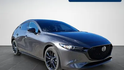 Neu Mazda 3 Homura-Line 140 PS (102 kW) 2025 Machine gray metallic Limousine