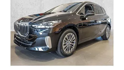 Gebraucht 2025 BMW 218 Luxury Line Van / Kleinbus | 41.450 € (Fairer Preis)