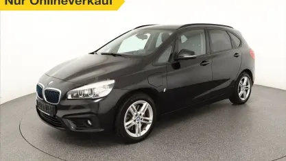 Gebraucht BMW 225 Advantage 224 PS (164 kW) 2017 Saphirschwarz Van / Kleinbus