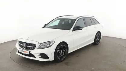 Weiß Gebraucht 2020 Mercedes C180 AMG line Kombi | 23.490 € (Fairer Preis)