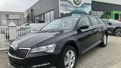 Blackmagic Gebraucht 2023 Skoda Superb Ambition Kombi | 35.700 € (Superpreis)