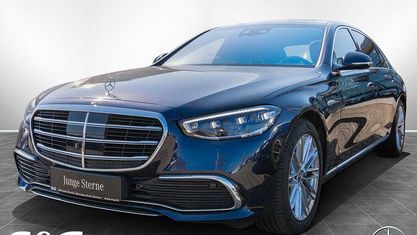 Gebraucht Mercedes S580 503 PS (369 kW) 2022 Metalliclack nautikblau metallic Limousine