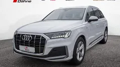 Gletscherweiß metallic Gebraucht 2021 Audi Q7 Ambiente SUV | 54.990 € (Fairer Preis)