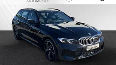 Saphirschwarz metallic Gebraucht 2024 BMW 330 M Sport Kombi | 40.440 € (Superpreis)