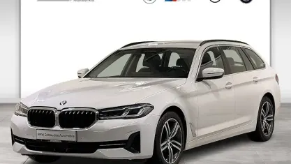 Gebraucht BMW 520 Sport Line 190 PS (139 kW) 2021 Alpinweiß uni Limousine